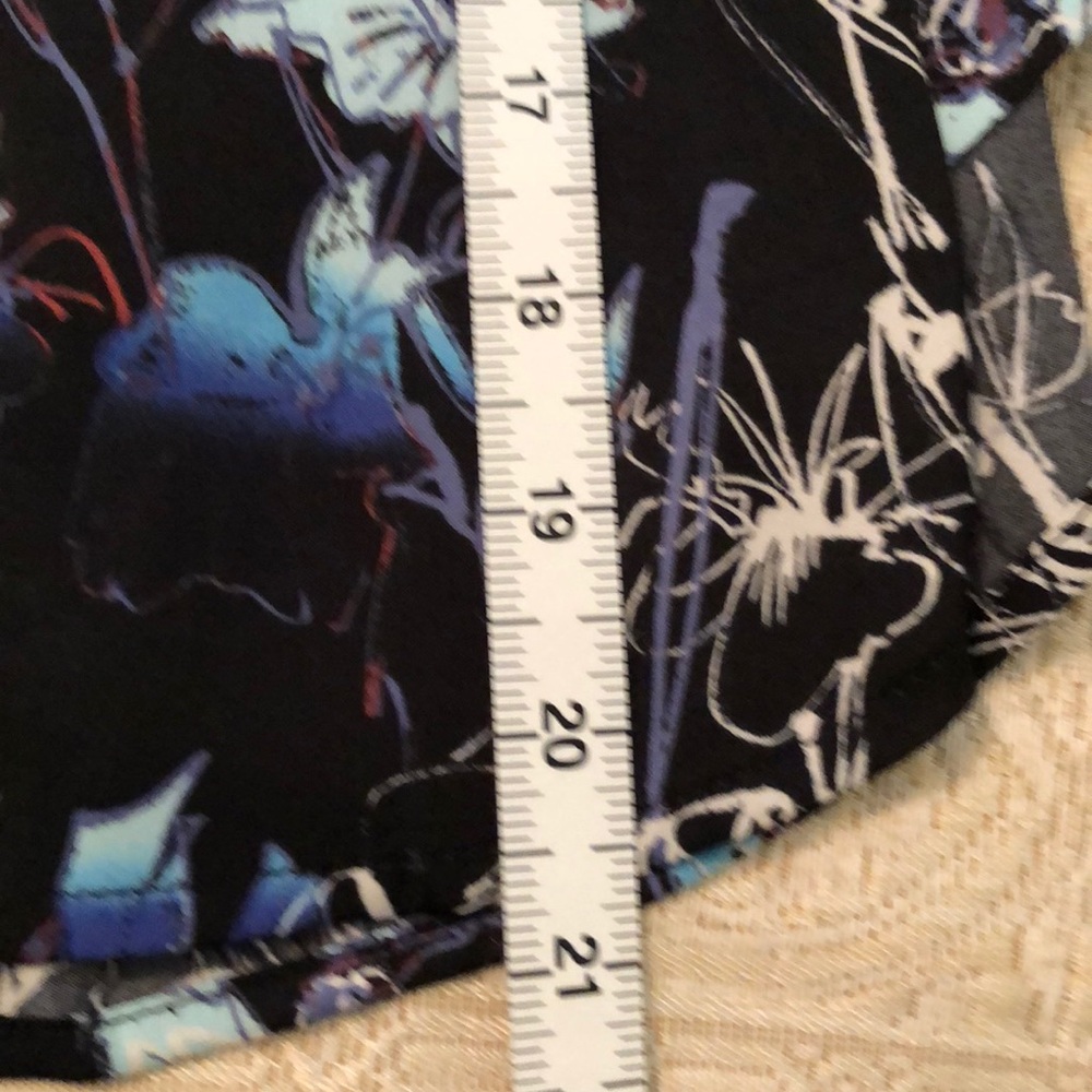 ✨HP✨ Michael Stars Off Shoulder Printed Top Small - Picture 7 of 8